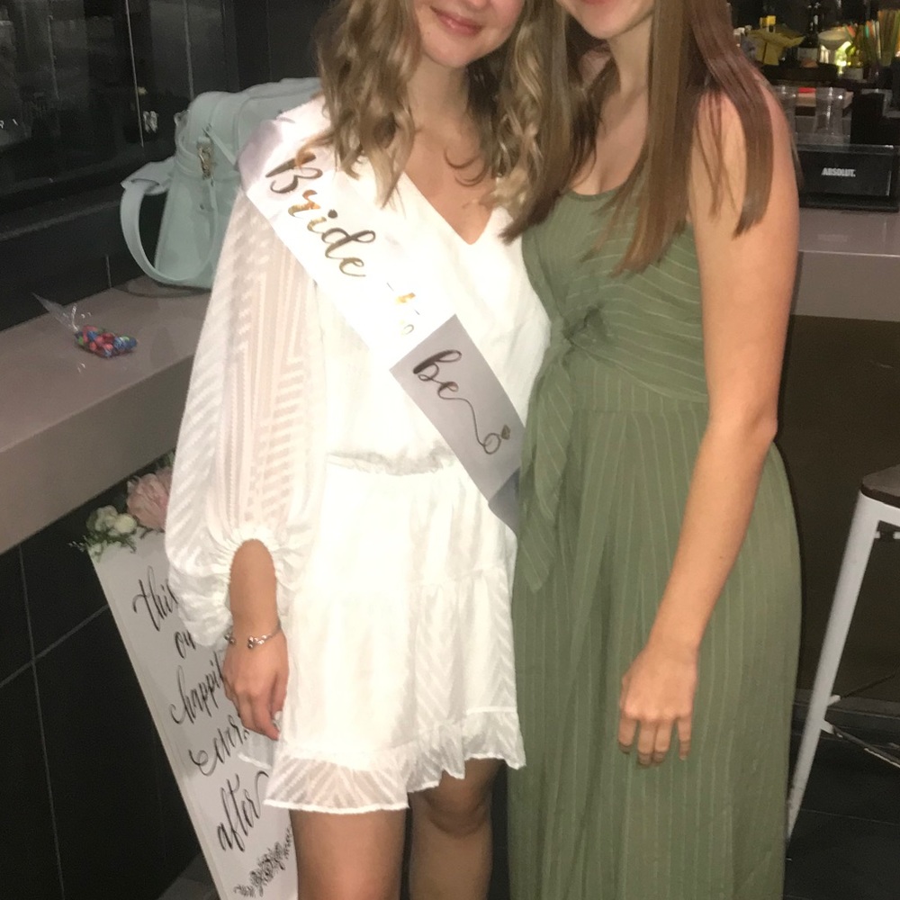 Vici White Balloon Sleeved Dress